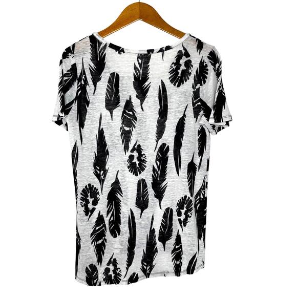 Vince linen top white with‎ black feather print - Picture 2 of 7